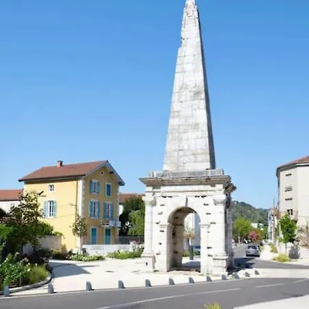 Avec Jardin Privatif Vienne (Isere)