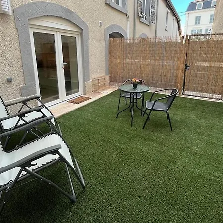Avec Jardin Privatif * فيين